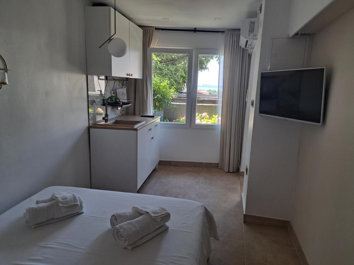 Apartment Melany เซนญ์ ภายนอก รูปภาพ