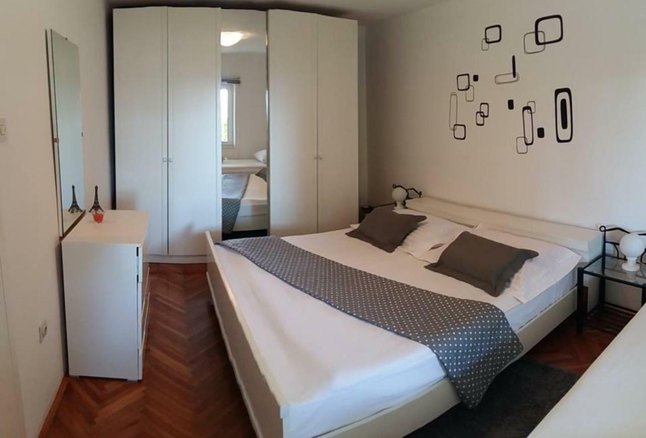 Apartment Melany เซนญ์ ภายนอก รูปภาพ